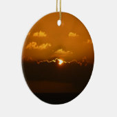 Sun Behind Clouds I Orange Sunset Foto Keramikornament (Rechts)