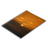 Sun Behind Clouds I Orange Sunset Foto Notizblock (Linke Seite)