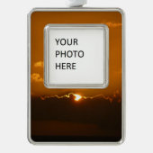 Sun Behind Clouds I Orange Sunset Foto Rahmen-Ornament Silber (Vorderseite)