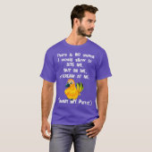 Sun Conure Parakeet Papagei bitten Schrei T-Shirt (Vorne ganz)