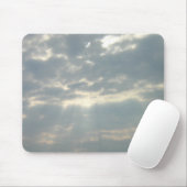 Sun, der durch Wolken Mousepad scheint (Mit Mouse)