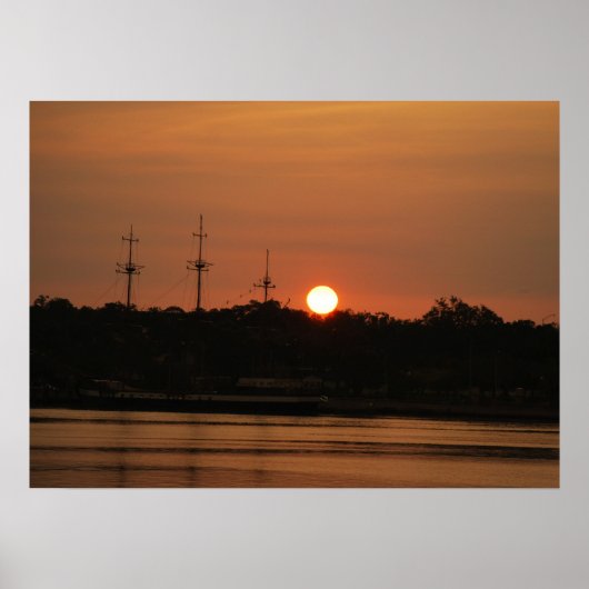 Sun Einstellung Hinter dem Pirate Ship Poster... Poster (Vorne)