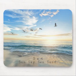 Sun. Himmel. Meer. Sand. Strand-Szene Mousepad