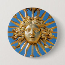 Sun King am Goldenen Tor zum Schloss Versailles