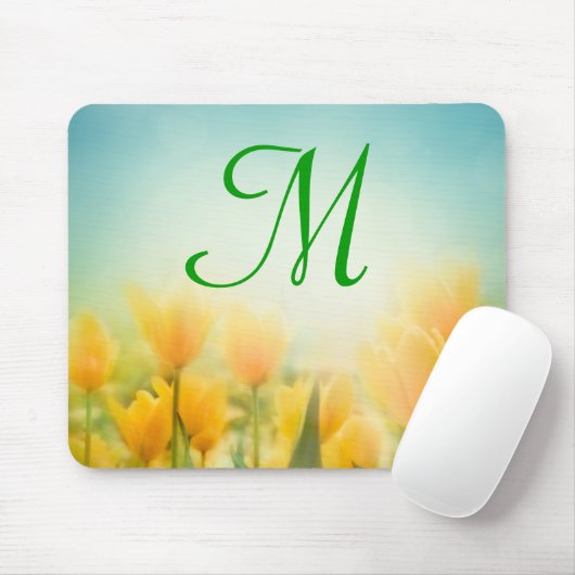 Sun Kissed Yellow Tulip Monogram Initial Mouse Pad Mousepad (Mit Mouse)