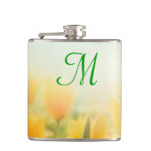 Sun Kissy Yellow Tulips Monogram Whiskey Flask Flachmann (Vorderseite)