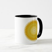 Sun Mandala in Yellow Tasse (VorderseiteRechts)