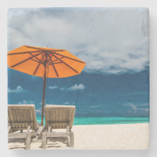 Sun-Regenschirm auf Sandy-Strand Maldives Steinuntersetzer
