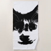 Sun, Sand, and Side-Eye – Ink Style Cat Strandtuch (Vorderseite)
