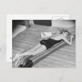 Sun Tanning Woman Postkarte (Vorne/Hinten)