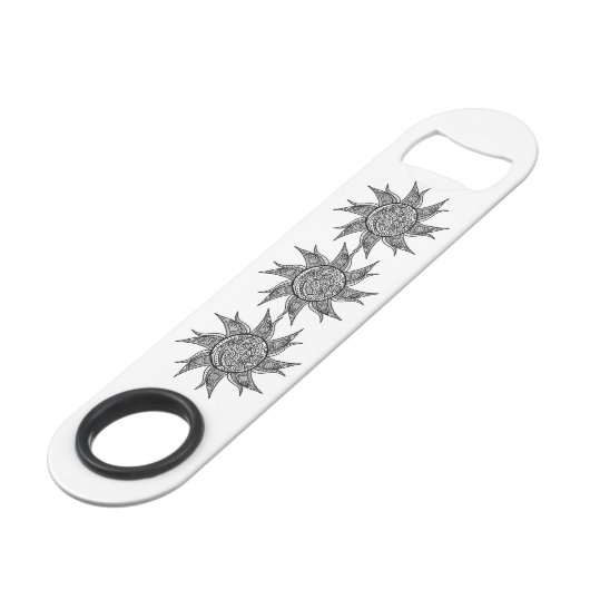 Sun Tattoo Thunder_Cove im Henna-Stil Speed Flaschenöffner (Rückseite Schrägansicht)
