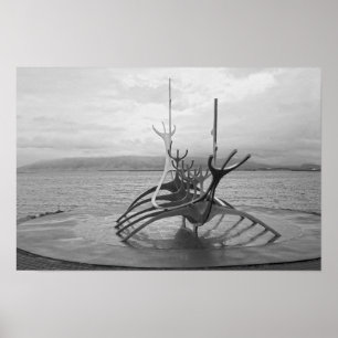 Sun Voyager Skulptur, Reykjavik, Island, B/W Poster