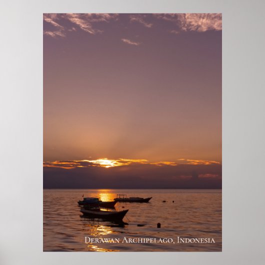 Sunbeam Sunset Rays Floating Boats Sea Twilight Poster (Vorne)