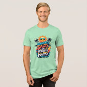 Sunburned Salty and Happy – Retro Beach Vibes Tri-Blend Shirt (Vorderseite voll)