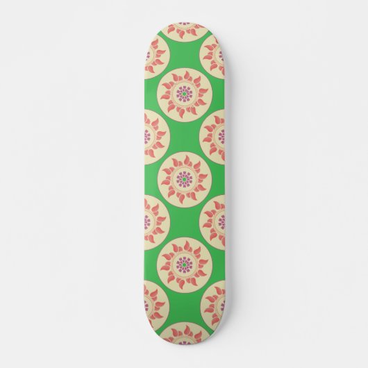 Sunburst Mandala Skate Deck Skateboard (Vorne)