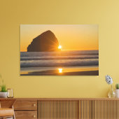 Sunburst und Haystack Rock am Kap Kiwanda Leinwanddruck (Insitu (Wohnzimmer))