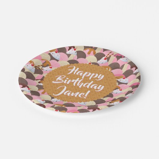 Sundae Ice Cream Birthday Pappteller (Schrägansicht)