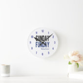Sunday Funday Beachin' Runde Wanduhr (Zuhause)
