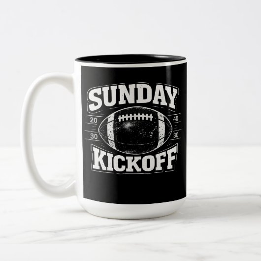 Sunday Kickoff Football Zweifarbige Tasse (Links)