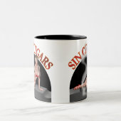 Sünden-Stadt-Zigarren-"Bikini-Mädchen-" Tasse (Mittel)
