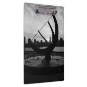 Sundial Sunset Grayscale Klemmbrett (Rechts)