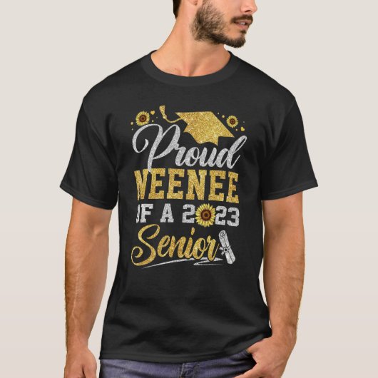 Sunflower 2023 Proud Neenee Of A 2023 Senior Gradu T-Shirt (Vorderseite)