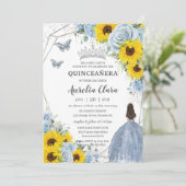 Sunflower Baby Blue Floral Princess Quinceañera Einladung (Stehend Vorderseite)