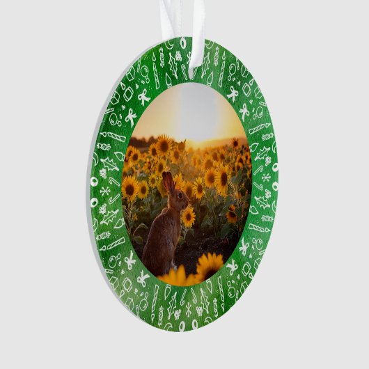 Sunflowers and Rabbit on Green Christmas Ornament (Vorderseite)