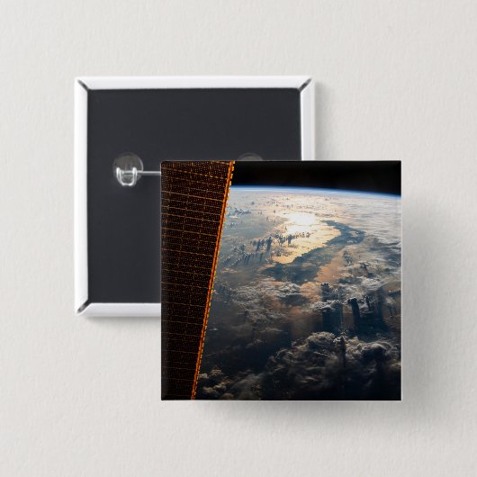 Sunglint blickt vor Celebes Meer in Südostasien Button (Vorne & Hinten)