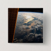 Sunglint blickt vor Celebes Meer in Südostasien Button (Vorderseite)