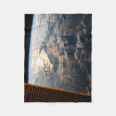 Sunglint blickt vor Celebes Meer in Südostasien Fleecedecke (Vorderseite)