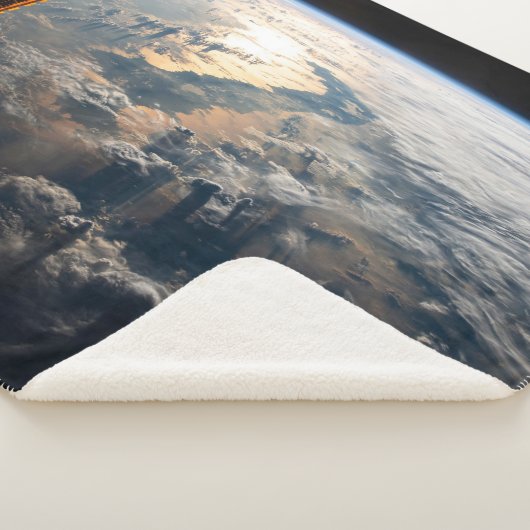 Sunglint blickt vor Celebes Meer in Südostasien Sherpadecke (3/4)