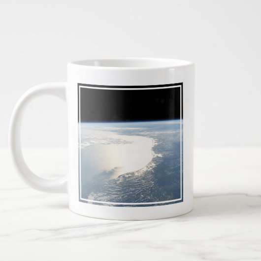 Sunglint spiegelt den Golf von Mexiko wider Jumbo-Tasse (Links)