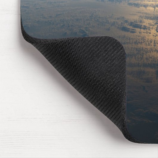 Sunglint strahlt aus einem teilweise bewölkten Süd Mousepad (Ecke)