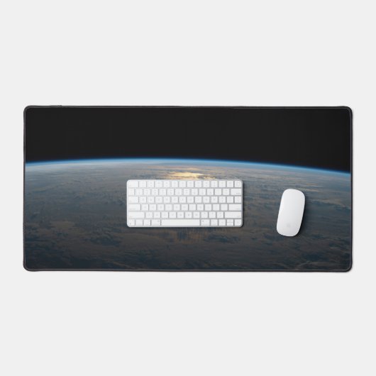 Sunglint strahlt aus einem teilweise bewölkten Süd Schreibtischunterlage (Tastatur & Maus)