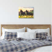 Sunlit Gallop – Majestic Horses Running Wall Art Leinwanddruck (Insitu (Schlafzimmer))