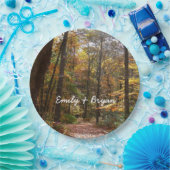 Sunlit Herbstweg im Laurel Hill Staat Park Pappteller (Party)