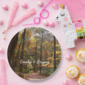 Sunlit Herbstweg im Laurel Hill Staat Park Pappteller (Party)