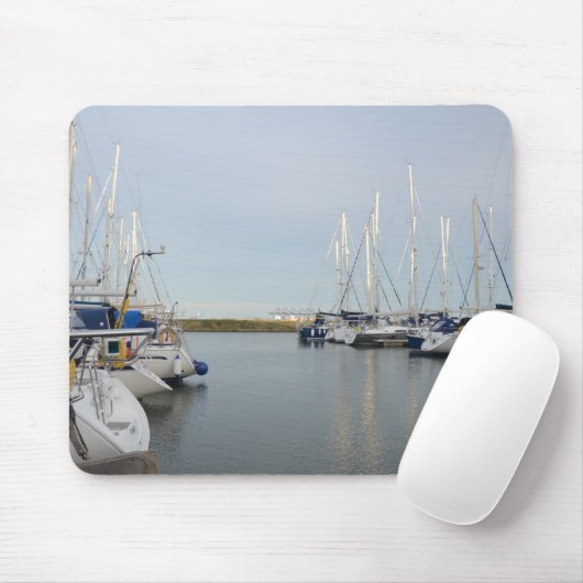 Sunlit Masts Mousepad (Mit Mouse)