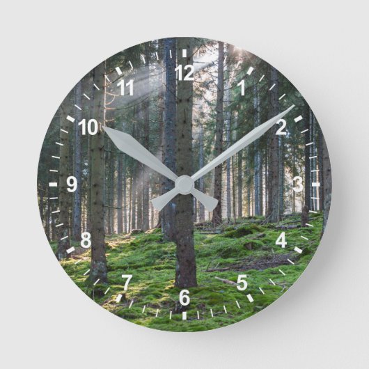 Sunmonths in the Black Forest Runde Wanduhr (Vorderseite)