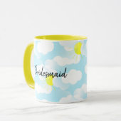Sunny Blue Summer Sky mit Clouds Name Bridesmaid Tasse (Vorderseite Links)