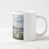 Sunny Cleveland Skyline Tasse (Rechts)
