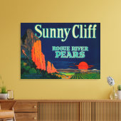 Sunny Cliff Pear Crate LabelMedford, OR Leinwanddruck (Insitu (Wohnzimmer))