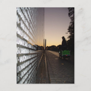 Sunrise in Vietnam Veterans Memorial Postkarte