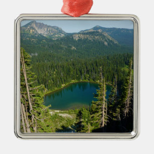Sunrise Lake aus der Luft im Mount Rainier Park Ornament Aus Metall