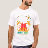 Sunrise Love Silhouette – Romantic Couple Beach T-Shirt (Vorderseite)