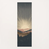 Sunrise Over Forest Mountains Yogamatte (Vorderseite)