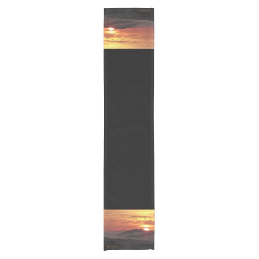 Sunrise Table Runner Kurzer Tischläufer (Vorderseite)