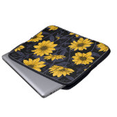 Sunroot, wilde Sonnenblumen in Gelb und Blau Laptopschutzhülle (Vorne Knopf)