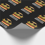 Sun's Out Bun's Out Funny Burger Pun Dark BG Geschenkpapier (Ecke)